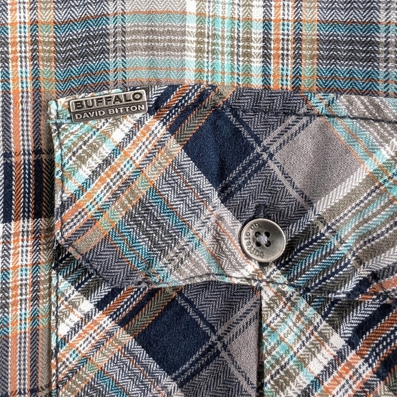 *Buffalo David Bitton 100% Cotton Men's Plaid Shirt - Size M - Picture 4 of 8